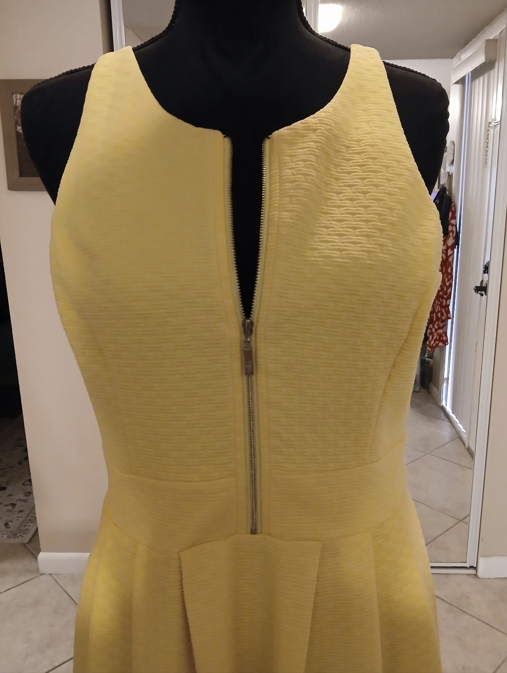 JESSICA SIMPSON DRESS, SIZE 10 - Picture 5 of 13